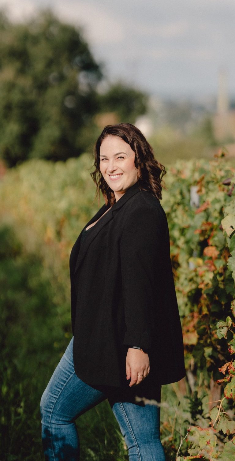 Portrait de Saskia Bessaoud - Consultante Douanes, Administration Des Ventes Logistique des Vins et Spiritueux à Bordeaux